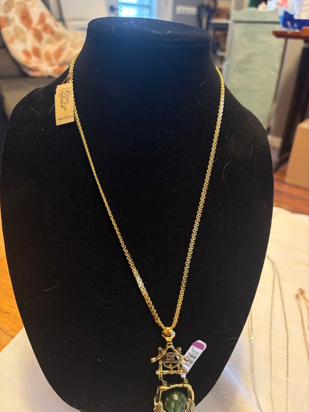 Gold Crown Inc  Green faux Jade  Buddha Pendant Necklace w/ Evergold Hugo chain - Picture 2 of 7